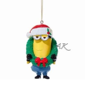 Kurt Adler Despicable Me Minion with Wreath Christmas Tree Ornament